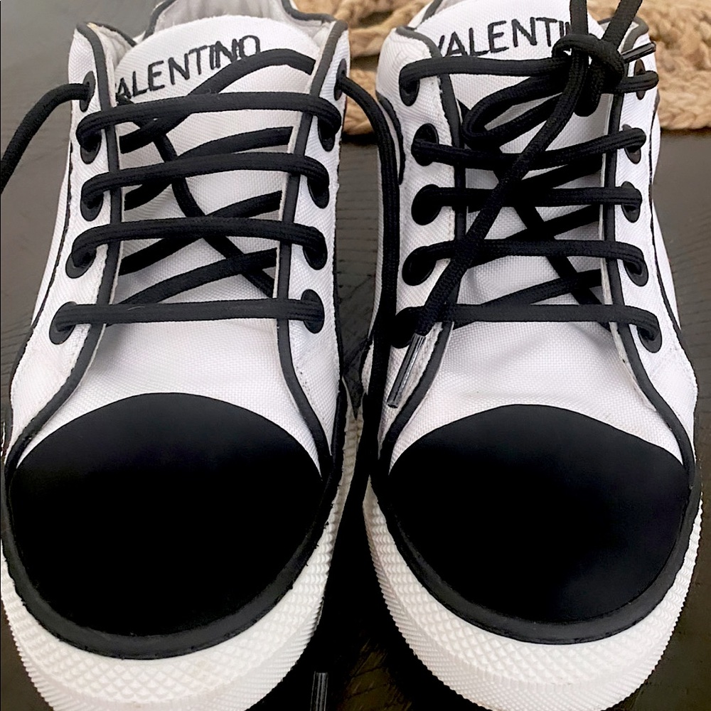 Valentino Sneakers